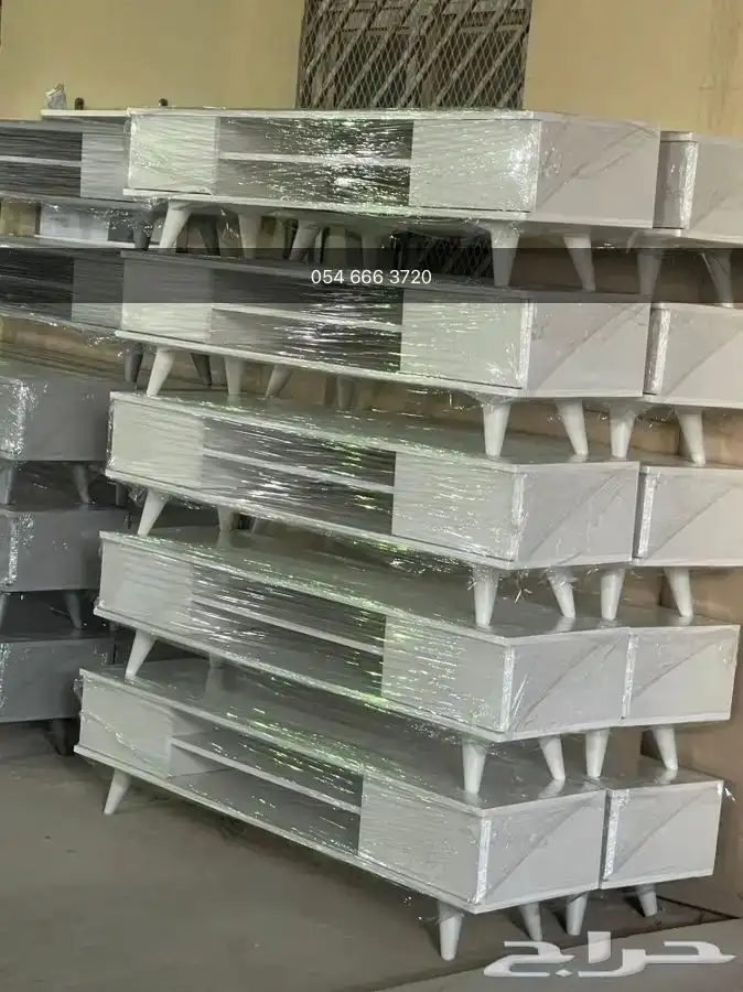 طاولات تليفيزيون خشبي عروض الخاص 2