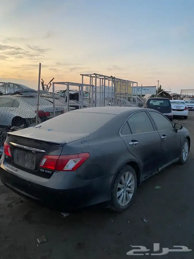 قطع غيار تشليح لكزس اي اس 350 موديل 2009 4