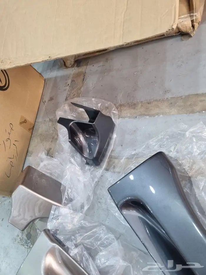 اكسسورات لاندكروزر من 98 الى 2007 7