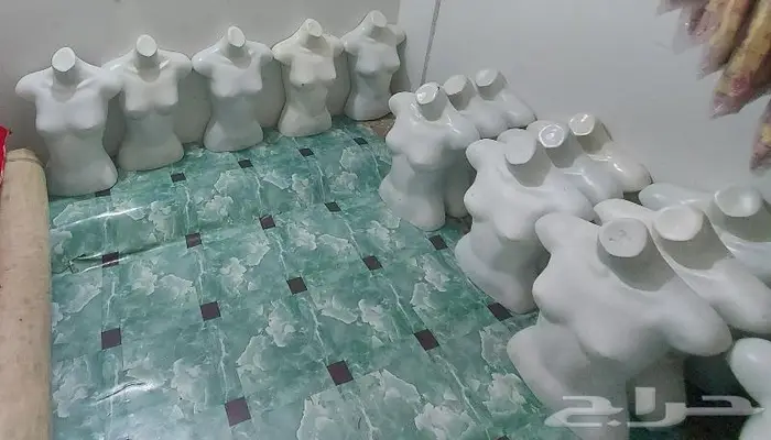 مليكان للبيع حق بلاايز اوقمصان او سنتيان 0