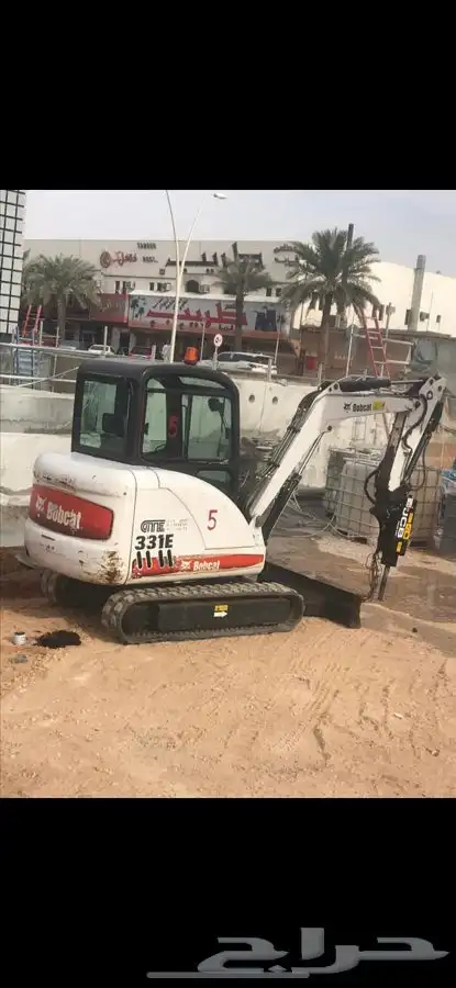 للإيجار بوكلين صغير حجم 3 طن و 5 طن 2