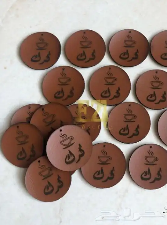 قص لوقو و الواح اكريلك 3