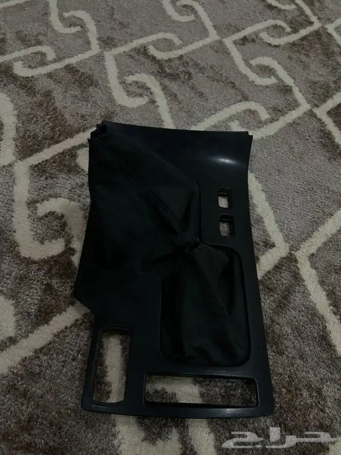 ديكور قير ومسطره شنطه لاندكرورر من98الى2007 2