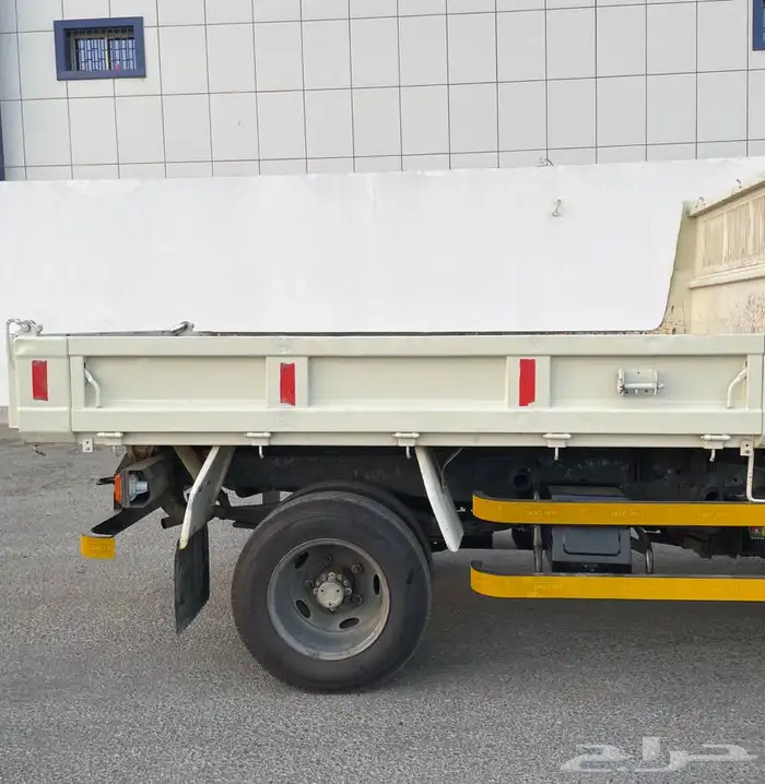 قلاب ديهاتسو 1984 مخزن (تم البيع) 6