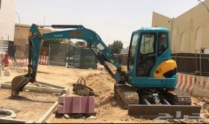 للإيجار بوكلين صغير حجم 3 طن و 5 طن 4