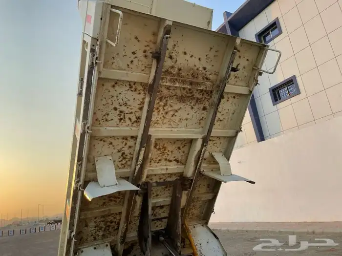 قلاب ديهاتسو 1984 مخزن (تم البيع) 63