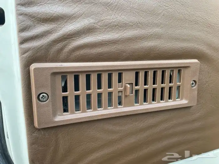 قلاب ديهاتسو 1984 مخزن (تم البيع) 50