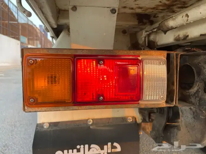 قلاب ديهاتسو 1984 مخزن (تم البيع) 40