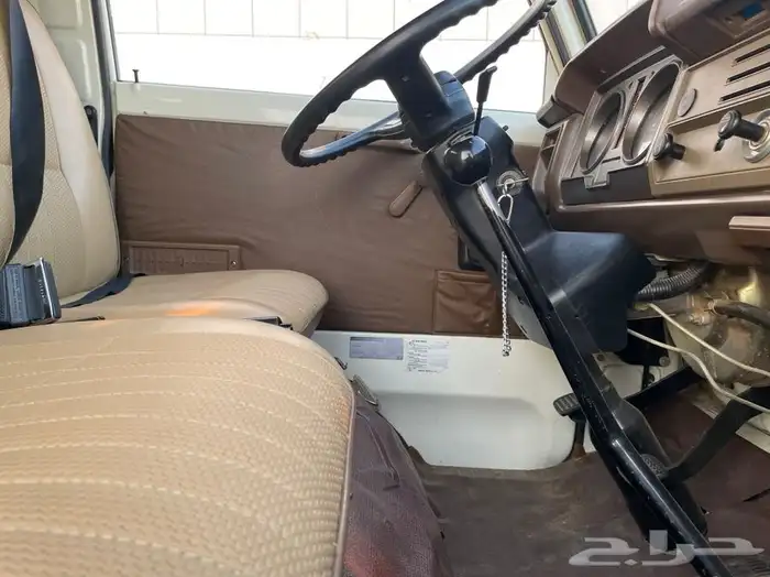 قلاب ديهاتسو 1984 مخزن (تم البيع) 21