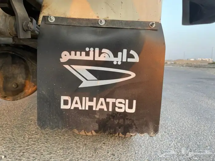 قلاب ديهاتسو 1984 مخزن (تم البيع) 42