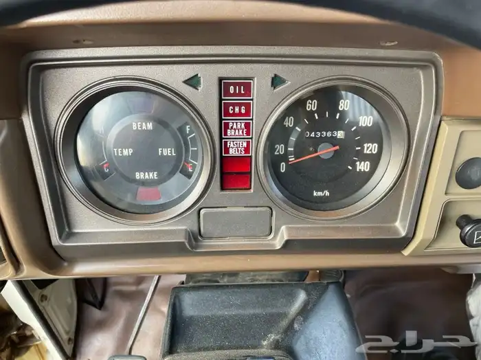 قلاب ديهاتسو 1984 مخزن (تم البيع) 77