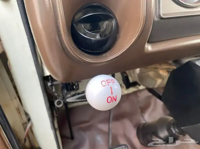 قلاب ديهاتسو 1984 مخزن (تم البيع) 25