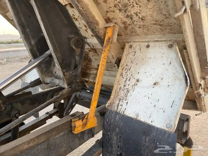 قلاب ديهاتسو 1984 مخزن (تم البيع) 67