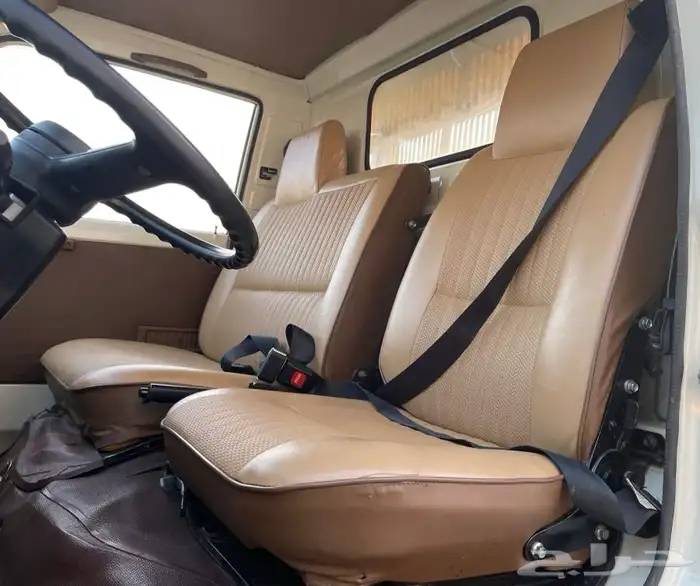 قلاب ديهاتسو 1984 مخزن (تم البيع) 28