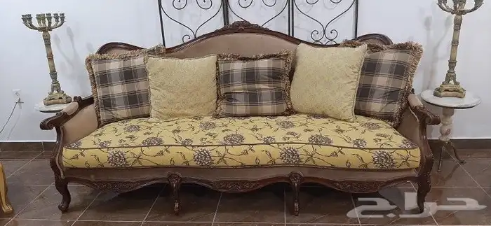 كنب كلاسيك من مفرشات المطلق 0
