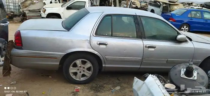 تشليح فورد فكتوريا 2002بيع قطع غيار فقط 4