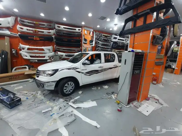 صدامات هيلكس 15