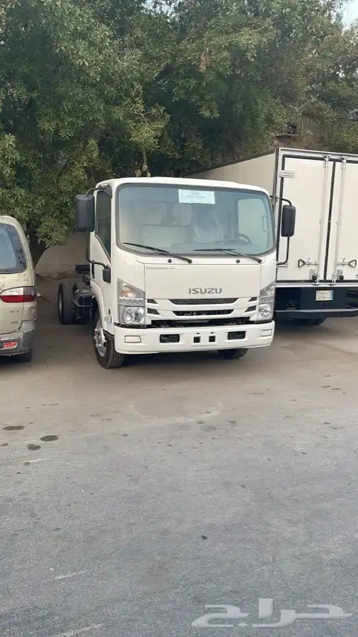ايجار شاحنات وسيارات 39
