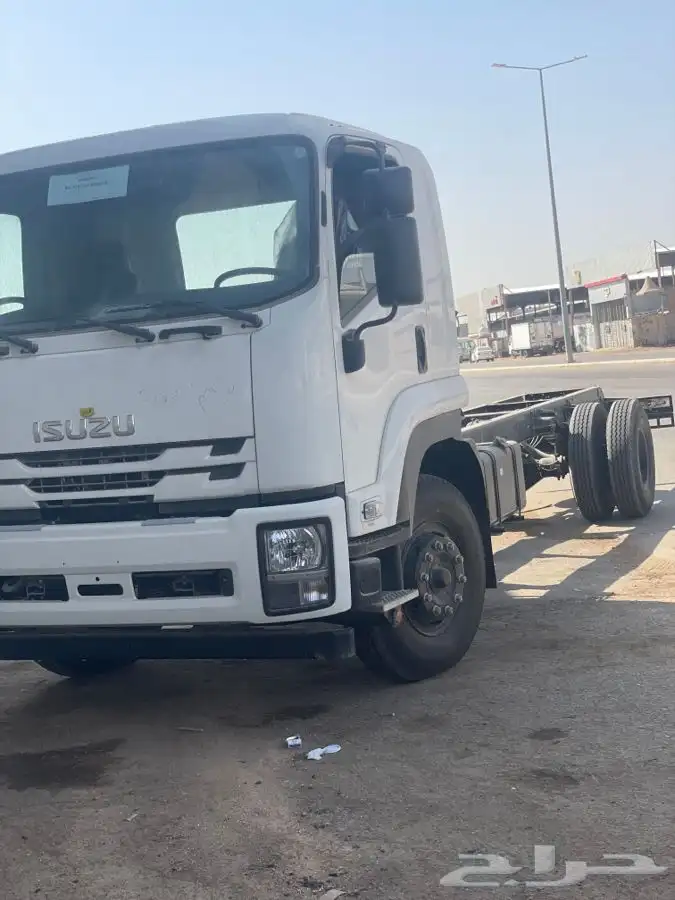 ايجار شاحنات وسيارات 10