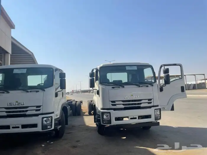 ايجار شاحنات وسيارات 4