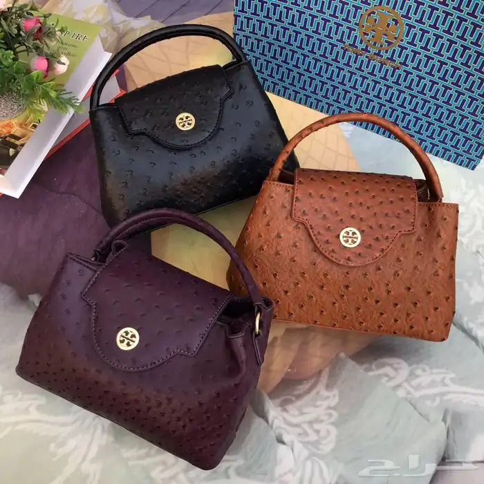 شنط وشوزات وسكارفات درجه اولى 60