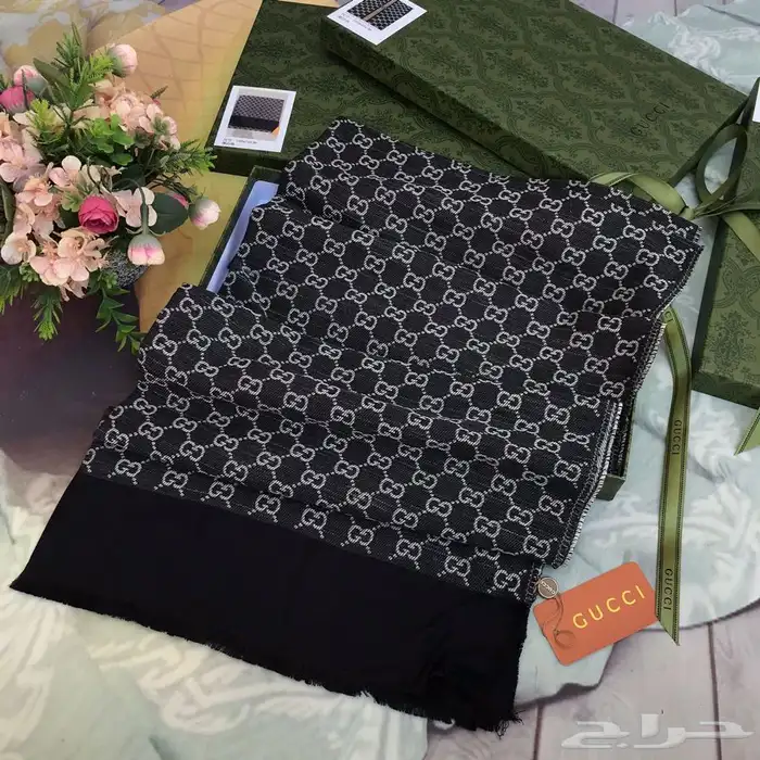 شنط وشوزات وسكارفات درجه اولى 73