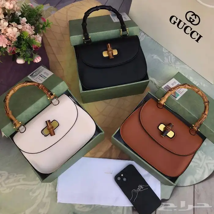 شنط وشوزات وسكارفات درجه اولى 63