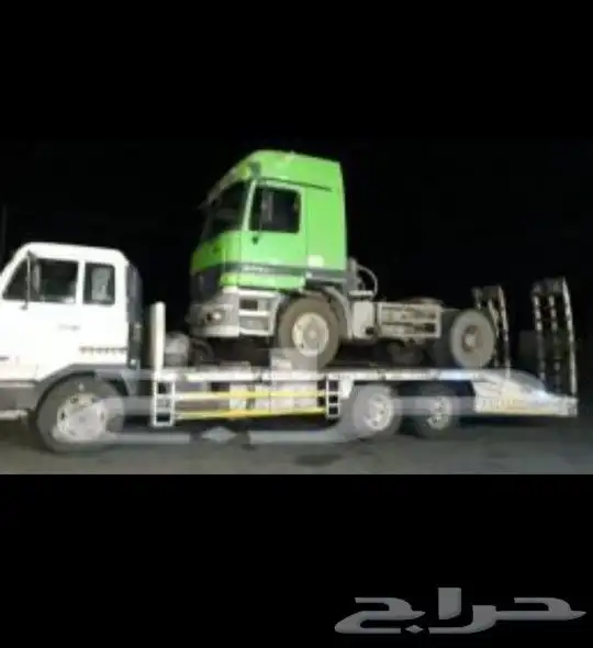 سطحه مسقس كبير لسحب الشاحنات والمعدات الثقي 0