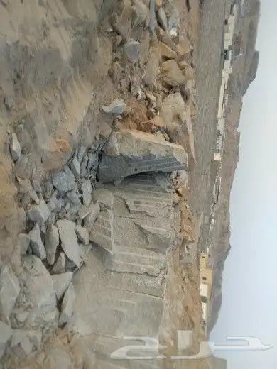 لايجار بوكلين وتفتيت صخور 0