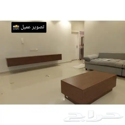 طاولات وسط بتصميم عصري وعملي وحجم مناسب 10