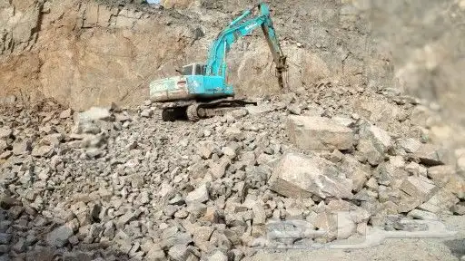 لايجار بوكلين وتفتيت صخور 1