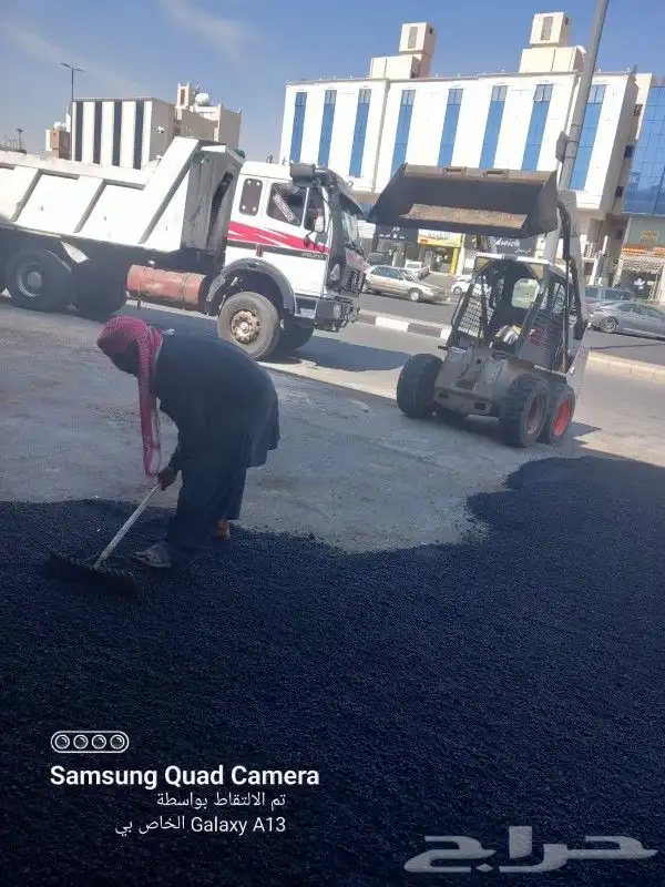 قلابات سكس وتريلات ومعدات للايجار بمكة وحولها 3