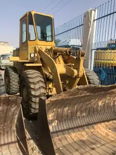 قلابات سكس وتريلات وشيولات للأيجار 4