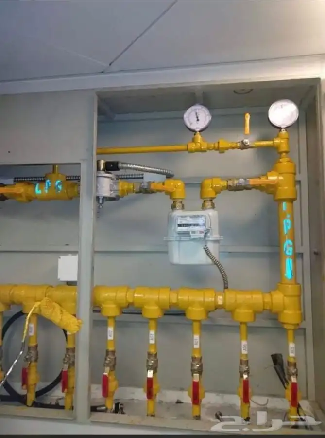 خزان غاز مواسير غاز كاشف غاز صمام غاز عداد غاز 11