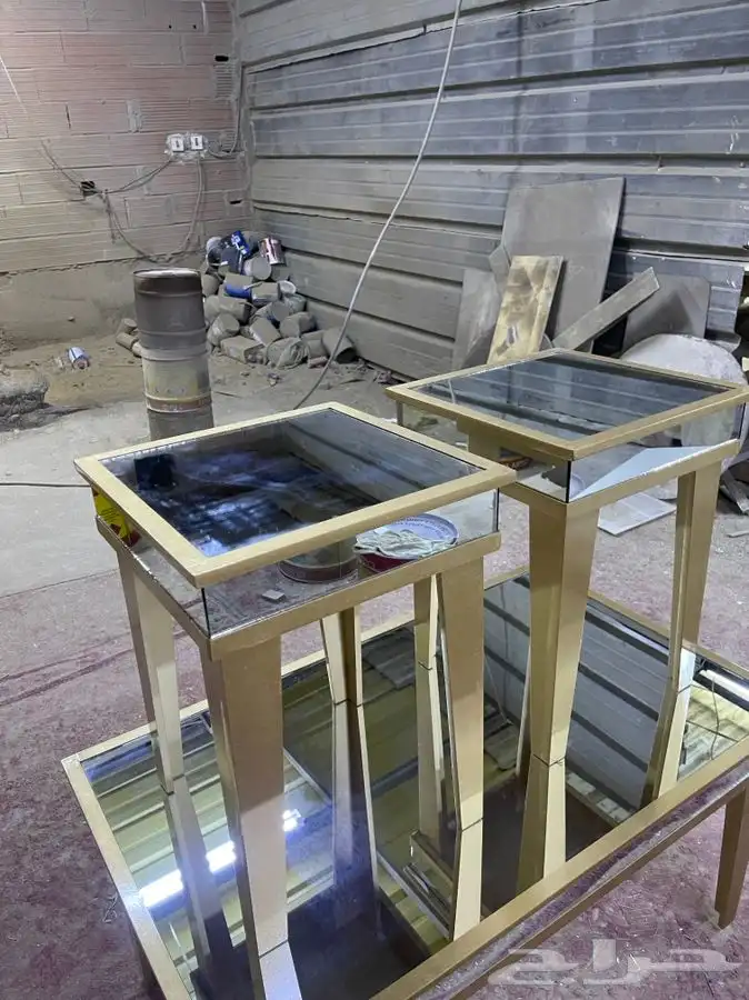 طاولة كنب بالمرايا 8