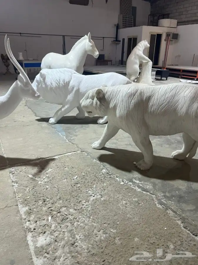 نحت مجسمات فلين ديكور فلين اعلانات نحات محترف 19