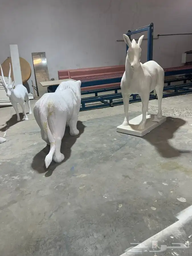 نحت مجسمات فلين ديكور فلين اعلانات نحات محترف 16