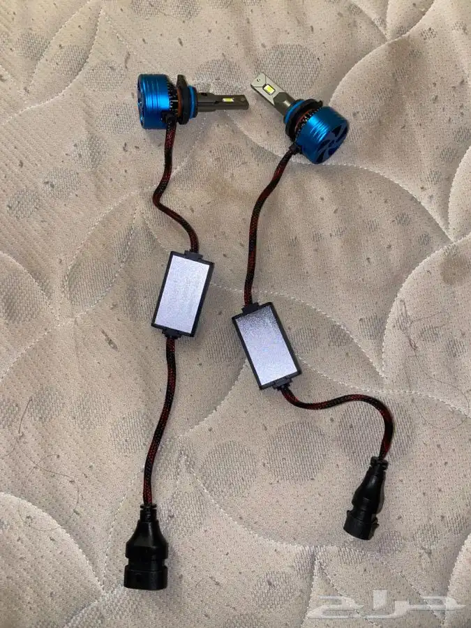 ليد مستعمل ب 100 0