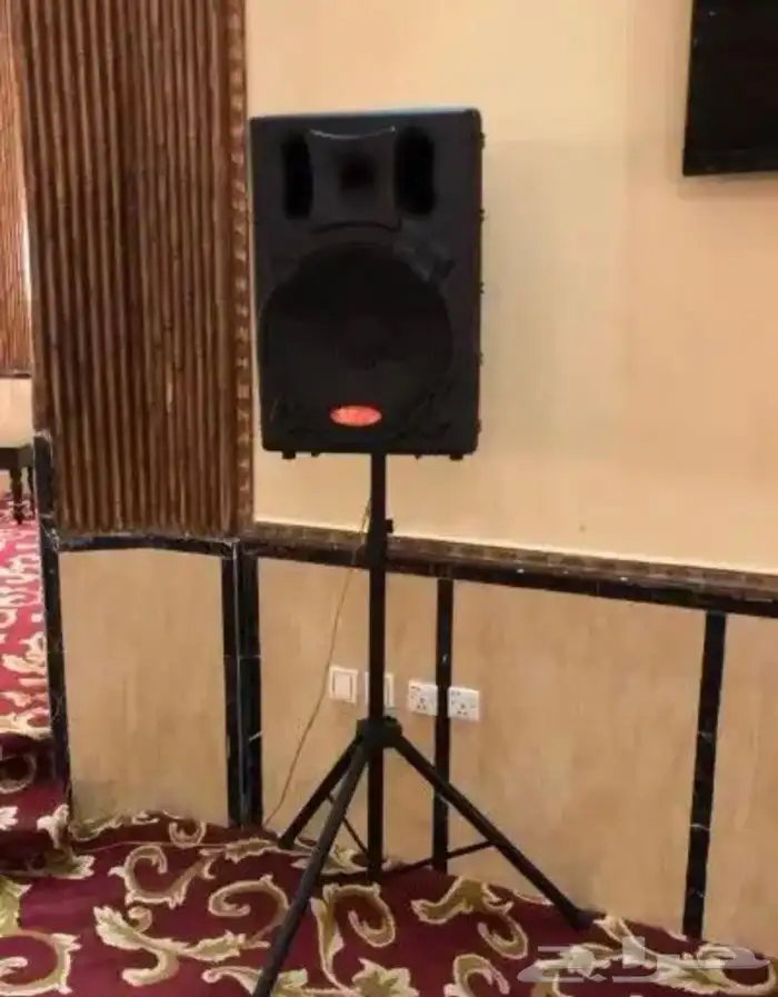 تاجير سماعات  مايكات مكسر 4