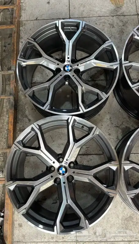 جنوط بي ام دبليو X6 مقاس 21 اصلي موديل 2021 4