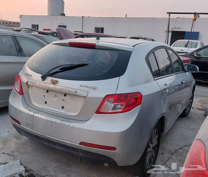 جيلي هاتشباك تشليح EMGRAND 7 4