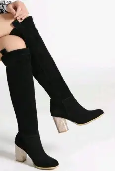 شوزات. بوتات نسائيه وبناتي 42