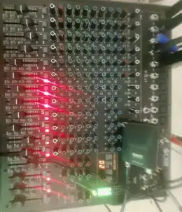 تاجير سماعات DJ. 6