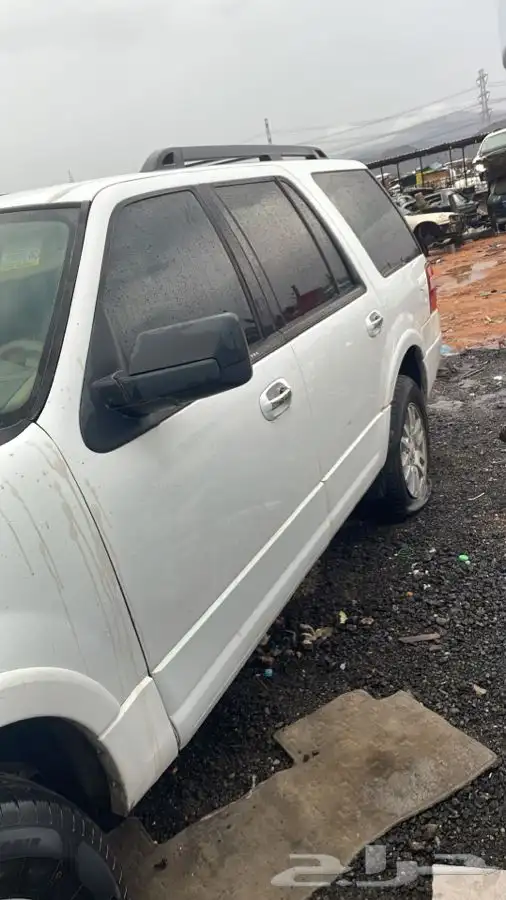 قطع غيار اكسبديشن تشليح 2010-2014 6