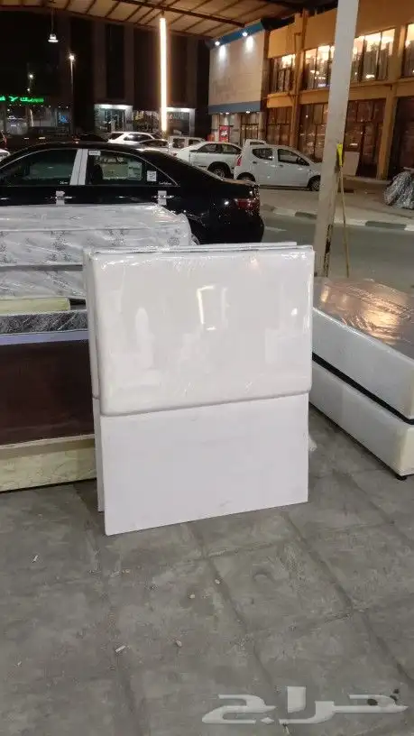 عرض طقم سرير مع مرتبه مع لحف 3قطع مع مخدة 8