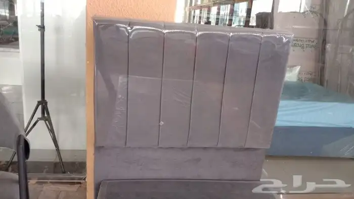 عرض طقم سرير مع مرتبه مع لحف 3قطع مع مخدة 12