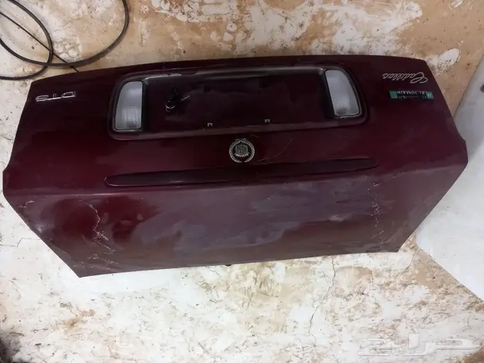 سياره كادلاك للبيع قطع غيار موديل 2000 3
