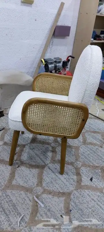 كراسي و طاولات و ديكورات 20