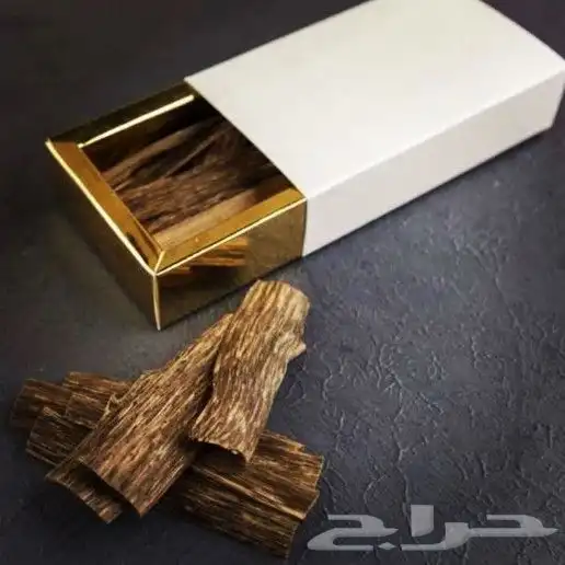 طباعة بوكسات عبايات ورق تغليف لوقو جلد ستيكر 8