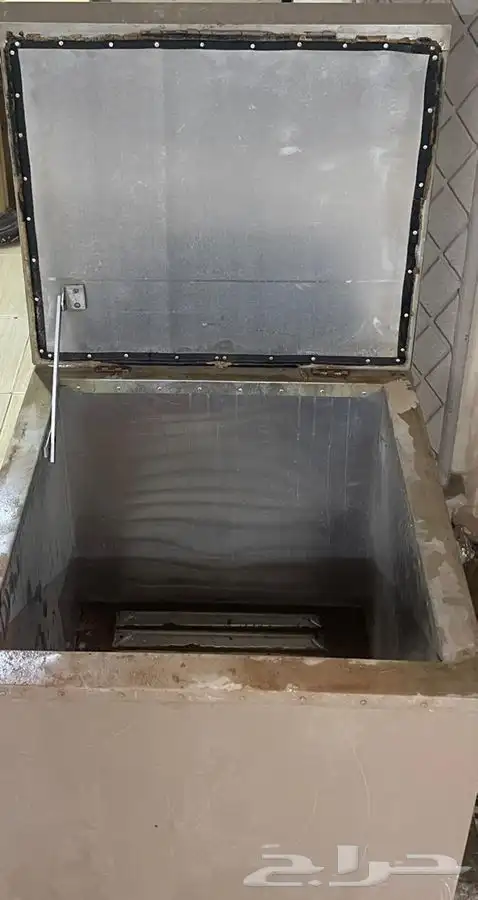 ثلاجه وحافظه ثلج 3